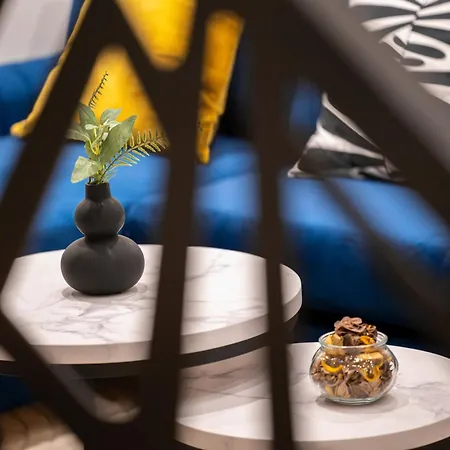 Andrassy - N14 * Budapest