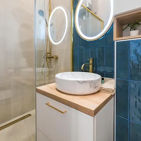 Apartment Andrassy - N14 *